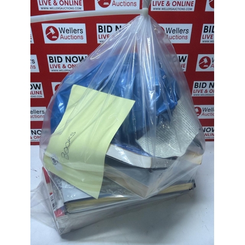 7092 - BAG OF BOOKS