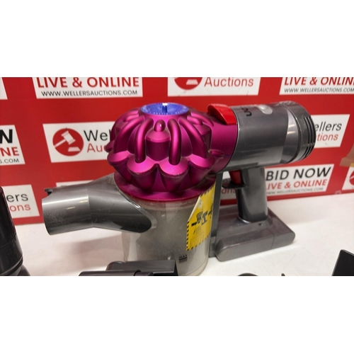 8085 - DYSON VACCUUM CLEANER