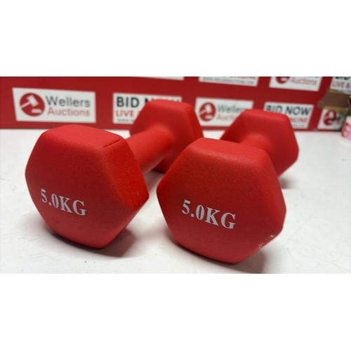 8087 - NEW PAIR OF 5KG DUMBELLS