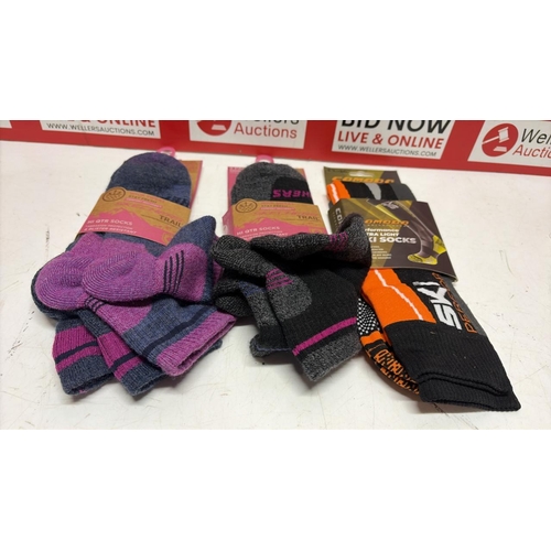 8094 - X3 NEW PACKS OF SOCKS INC. SKECHERS TRAIL SOCKS AND COMODO SKI SOCKS