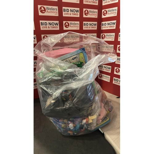 8323 - MIXED BAG OF TOYS SOME NEW / SOME COLLECTABLES