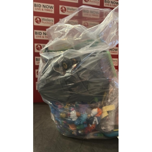 8323 - MIXED BAG OF TOYS SOME NEW / SOME COLLECTABLES