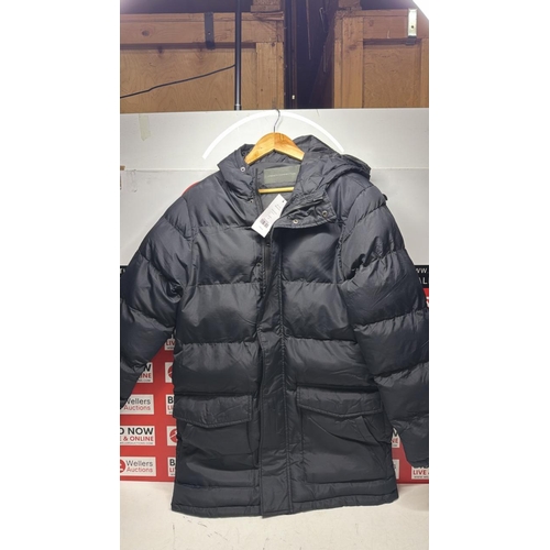 8184 - GENTS NEW FRENCH CONNECTION COAT / SIZE S