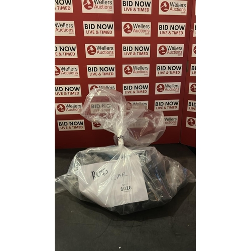 1018 - BAG OF AUTO / CAR RELATED ITEMS