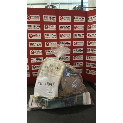 1020 - BAG OF ART & CRAFT
