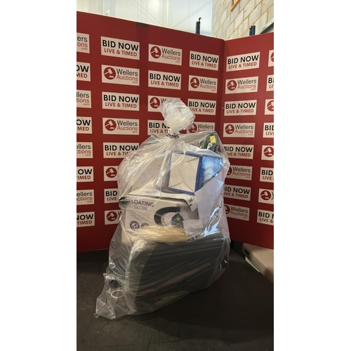 1034 - BAG OF BRIC A BRAC