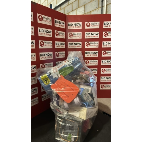 1047 - BAG OF HEALTH AND BEAUTY