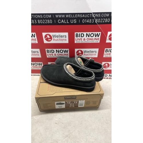 6060 - KIRKLAND SIGNATURE SHEARLNG SLIPPERS / PLEASE NOTE: ANY PURCHASES LEFT AFTER 5 WORKING DAYS MAY BE R... 