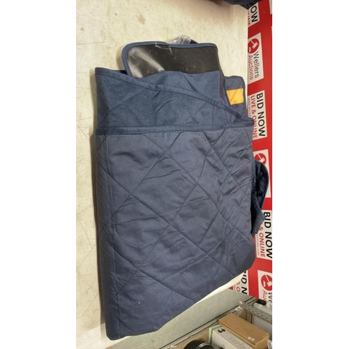 6084 - SIERRA DESIGNS WATERPROOF OUTDOOR TOTE BLANKET / PLEASE NOTE: ANY PURCHASES LEFT AFTER 5 WORKING DAY... 