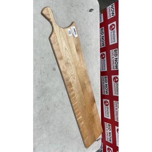 6117 - WOODFORCHEF PREMIUM EXTRA-LONG CHARCUTERIE BOARD / PLEASE NOTE: ANY PURCHASES LEFT AFTER 5 WORKING D... 