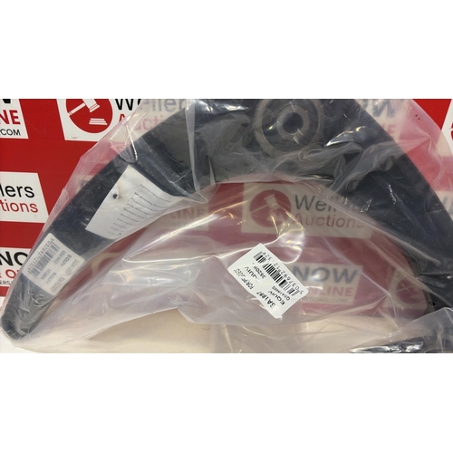 3211 - X2 NEW EQUIV SUSPENSION CONTROL ARMS