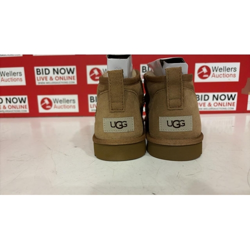 3339 - NEW UGG BOOTS, UK 7