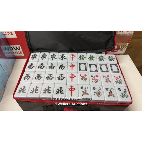 8376 - MAHJONG SET