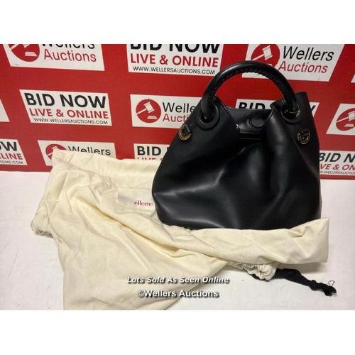 Lot 8445      