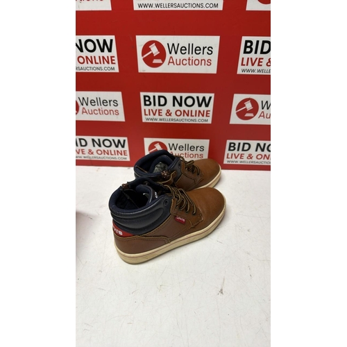 8038 - KIDS PRE-OWNED LEVIS HIGH TOP TRAINERS / SIZE 10.5