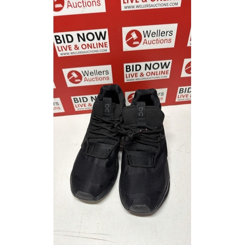 8059 - GENTS NEW ON CLOUDTEC TRAINERS / SIZE 10.5