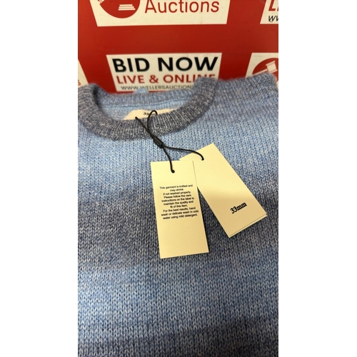 8105 - GENTS NEW 33MM MEMORIES OF YESTERDAY JUMPER / SIZE SMALL