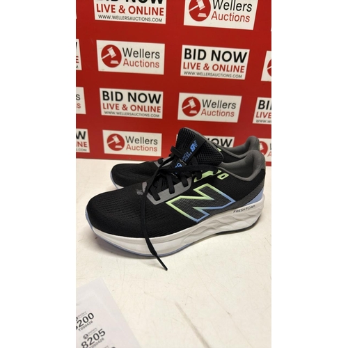 Lot 8133      