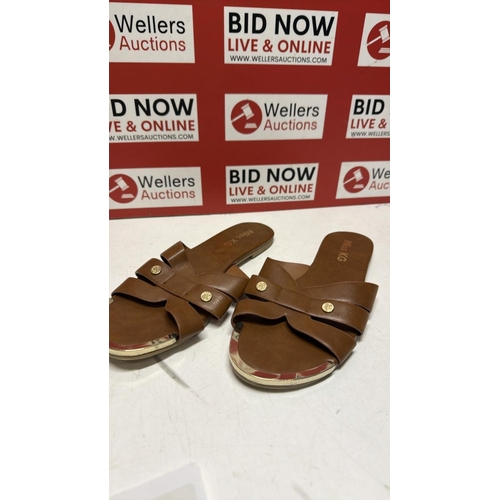 Lot 8137      