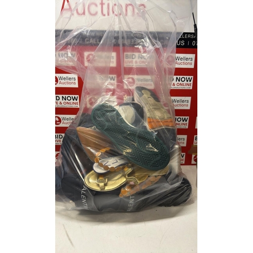 Lot 8176      