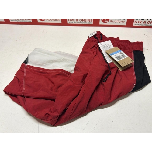 Lot 8179      