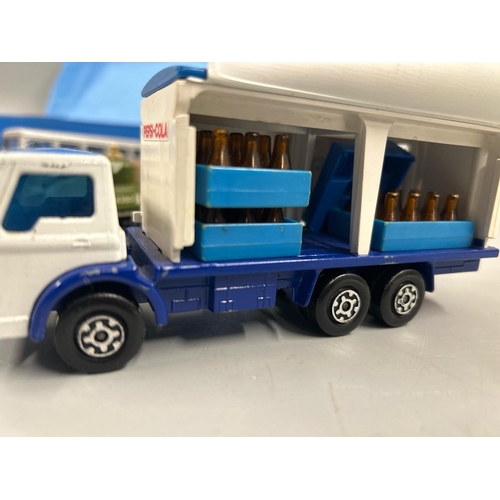 126 - A collection of mainly vintage 1970's & 80's Matchbox, Corgi and Hot Wheels diecast vehicles includi... 