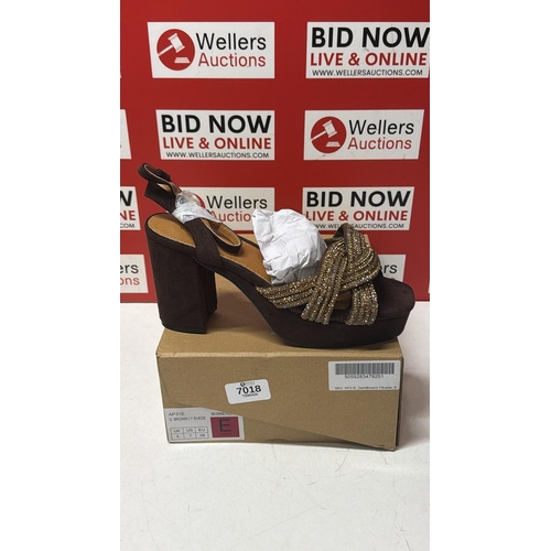 Lot 7018      