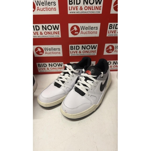 Lot 7038      