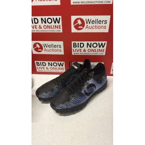Lot 7040      