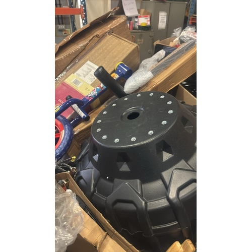 88 - PALLET OF ASSORTED ITEMS