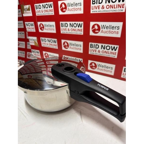 3032 - TOWER PRESSURE COOKER POT