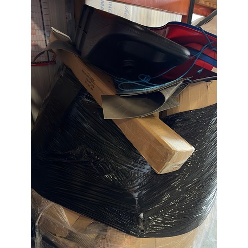 91 - PALLET OF ASSORTED ITEMS