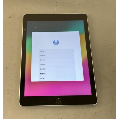 9666 - APPLE IPAD 6TH GEN/ A1893/ SPACE GRAY/ 32GB/ I-CLOUD UNLOCKED/ IMEI: F9FW716CJF8J