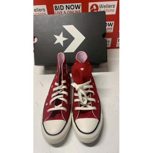 1045 - CHILDRENS NEW CONVERSE CTAS HI / SIZE 6