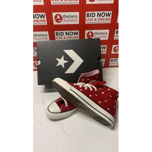 1045 - CHILDRENS NEW CONVERSE CTAS HI / SIZE 6
