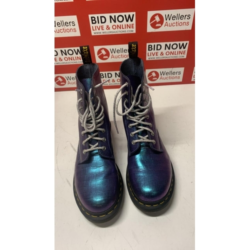 1049 - LADIES NEW DR MARTENS PASCAL / SIZE 7