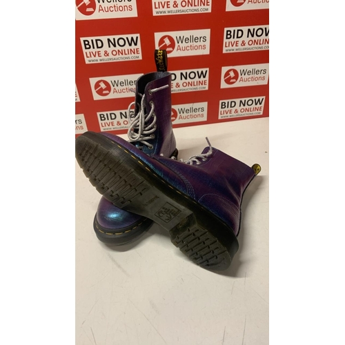 1049 - LADIES NEW DR MARTENS PASCAL / SIZE 7