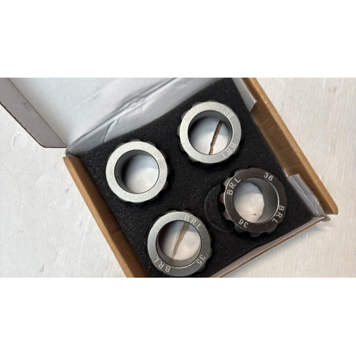 9111 - WANGCL 4 PACK WATCH BACK OPENER TOOL WATCH CASE OPENER WATCH OPENER PUNCH PROFESSIONAL BACK CASE REM... 