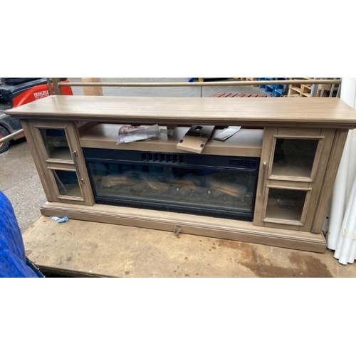 6411 - TRESANTI NOTTINGHAM MEDIA MANTEL WITH CLASSICFLAME COOLGLOW 2-IN-1 ELECTRIC FIREPLACE & FAN