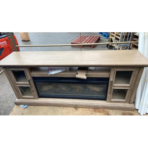 6411 - TRESANTI NOTTINGHAM MEDIA MANTEL WITH CLASSICFLAME COOLGLOW 2-IN-1 ELECTRIC FIREPLACE & FAN