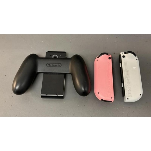 9565 - X3 INC. NINTENDO SWITCH GRIP, CONTROLLER (NINTENDO HAC-016, NINTENDO HAC-A-JCL-C5)