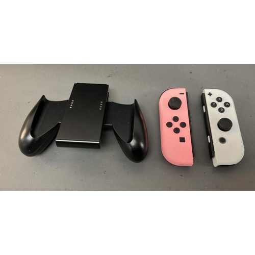 9566 - X3 INC. POWERA GRIP, CONTROLLER (NINTENDO HAC-A-JCR-C5, HAC-AC-JCL-C5)