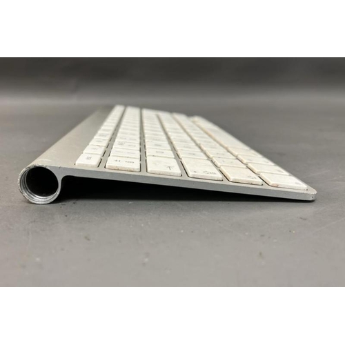9570 - X1 APPLE KEYBOARD / MODEL A1314