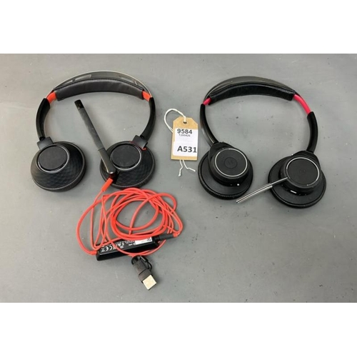 9584 - X2 HEAPHONES POLY PLANTRONICS (ONE HAS NOT WIRE)