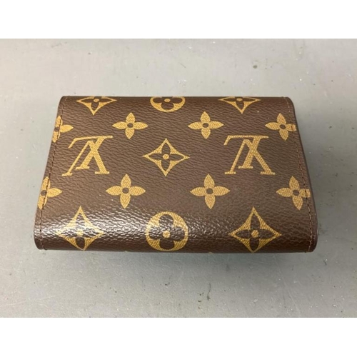 9609 - X1 WALLET LOUIS VUITTON COLLECTION PARIS
