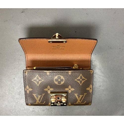 9609 - X1 WALLET LOUIS VUITTON COLLECTION PARIS