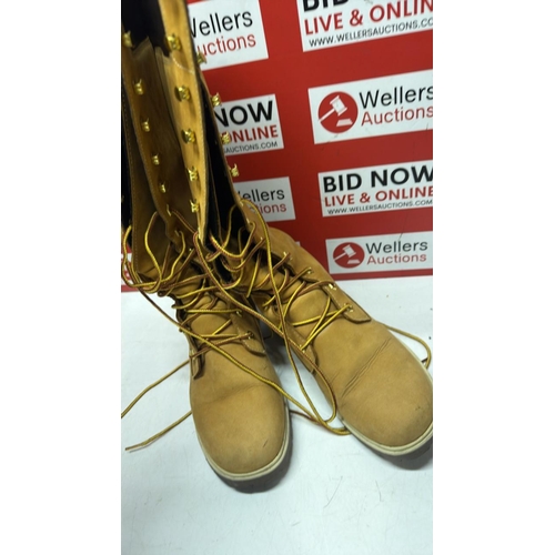 3088 - LADIES PRE-OWNED TIMBERLAND KNEE HIGH BOOTS / SIZE 5