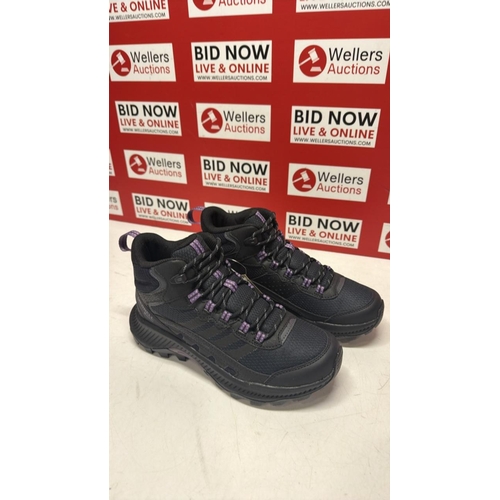 3090 - LADIES NEW MERRELL HIKING BOOTS / SIZE 5