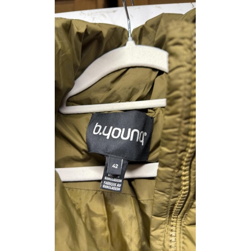 3111 - LADIES PRE OWNED B.YOUNQ PADDED MID LENGTH PUFFER JACKET / SIZE 42