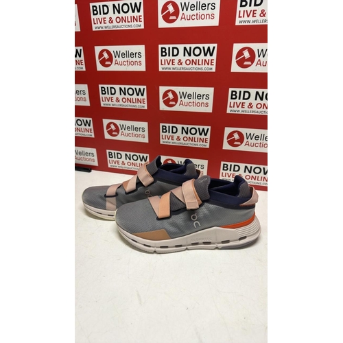 3073 - LADIES PRE-OWNED ON TRAINERS / SIZE 6